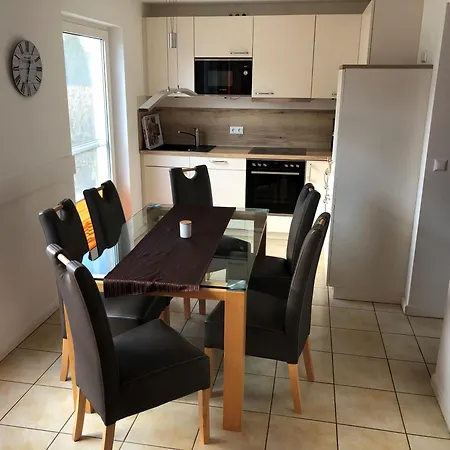 Haus Auenland بيت للعطل *